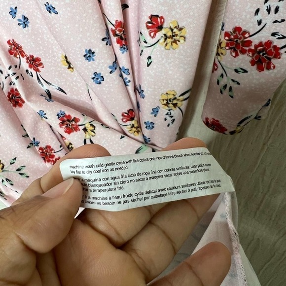 Eloquii Long Sleeve Keyhole Bow Tie Neckline Pink Floral Fit-Flare Dress Size 14 - Picture 7 of 7